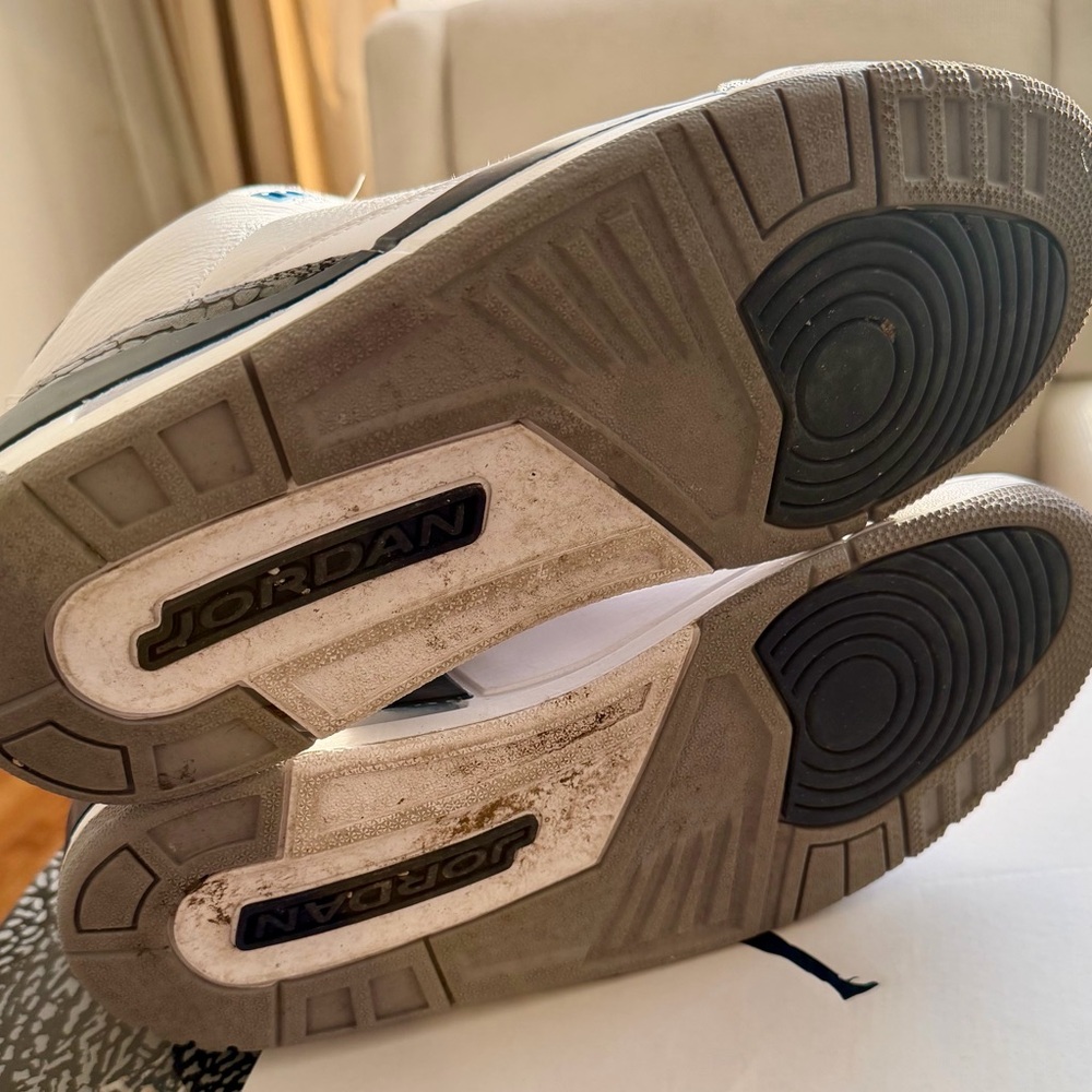 Jordan Retro 3 Midnight Navy (Preloved) - Picture 7 of 12